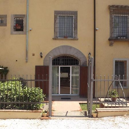 Charming Apartment In Empoli With Private Garden Exterior foto